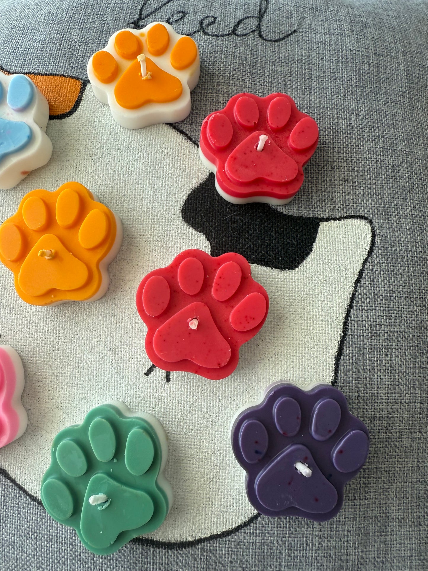 Kit 5 velas huellita